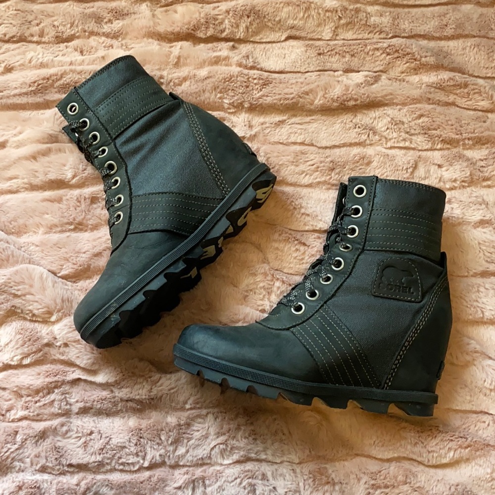 Sorel wedge Boots